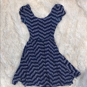 Navy blue chevron flow dress w/ bow detailing